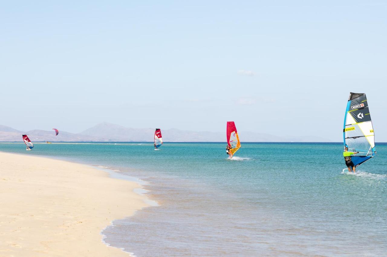 Home2Book Hola Rolls Corralejo Center ภายนอก รูปภาพ