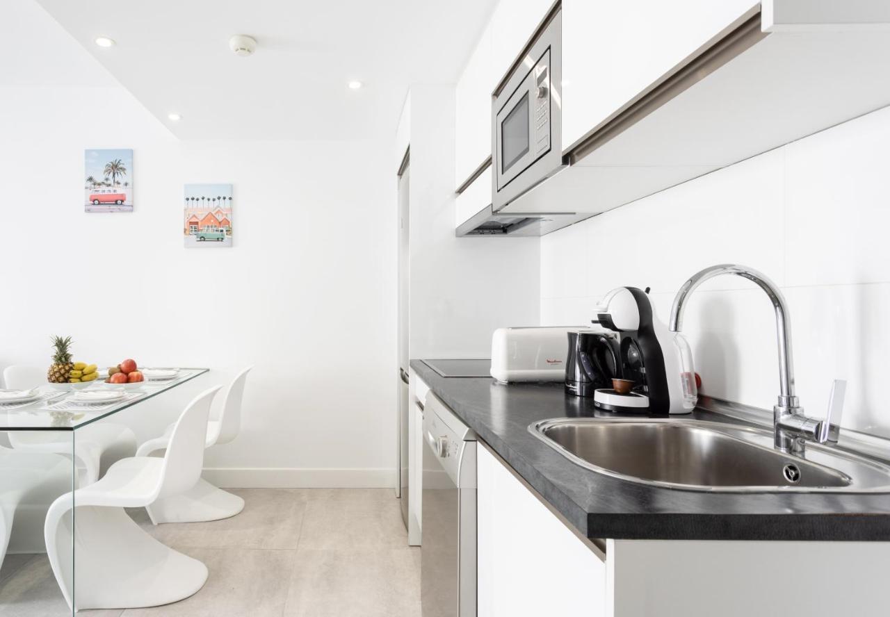 Home2Book Hola Rolls Corralejo Center ภายนอก รูปภาพ